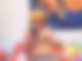 Live cam show with iamtokyolee - Nipple Piercings on Milf Play