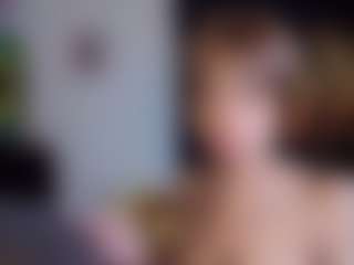 Live cam show with iamtokyolee - Black Petite on fuck-show.com