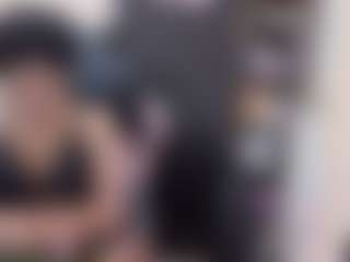 Live cam show with iamtokyolee - Teasing on Dolls Live
