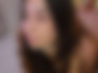 Live cam show with divetagrace - Brown Hair on chickslive.net