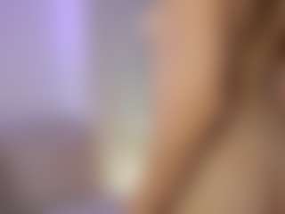 Live cam show with divetagrace - Brown Hair on fuck-show.com