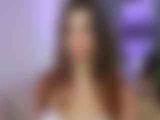 Live cam show with divetagrace - MILF on hotwifechat.live