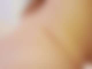 Live cam show with divetagrace - Petite on galaxygirlnitro.com