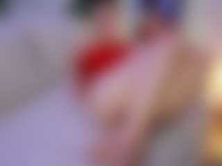 Live cam show with divetagrace - Squirt MILF on Hubzter Live