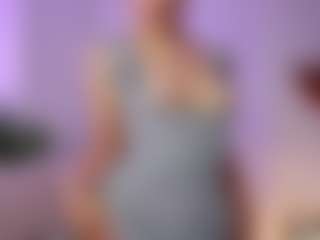 Live cam show with divetagrace - Old on Mixed Magazine Live