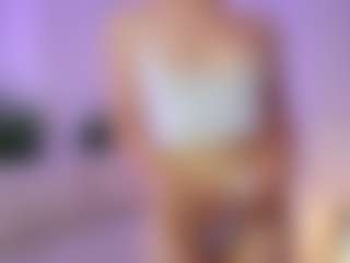 Live cam show with divetagrace - Granny on Streamer API