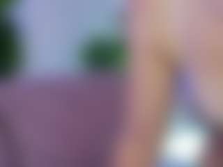 Live cam show with divetagrace - Granny on Uber Horny