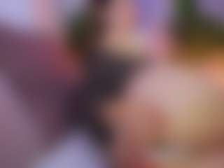 Live cam show with divetagrace - Blue Eyes on AdultVida.com