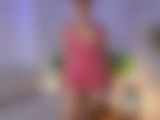 Live cam show with divetagrace - HD MILF on livesuperchat.net