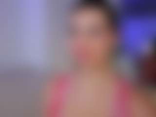 Live cam show with divetagrace - Flirt MILF on Latina Girls