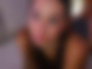 Live cam show with divetagrace - Teen (18+) on Streamer API