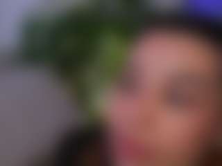 Live cam show with divetagrace - Blue Eyes on infinitiblacc.com