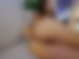 Live cam show with divetagrace - Skinny Teen (18+) on Gym Cam Girls