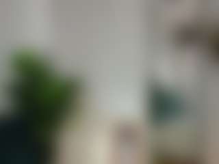 Live cam show with divetagrace - Mature Young Adult on CSO-WL