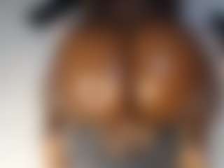 lynvee's Live Sex Cam Show