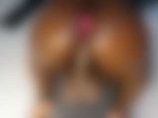 lynvee's Live Sex Cam Show