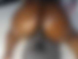 lynvee's Live Sex Cam Show