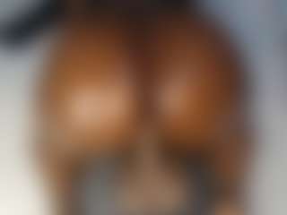 Live cam show with lynvee - Ass Clapping on Camsoda