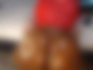 Live cam show with lynvee - Ride Torso on TastyBlacksLive