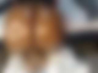 Live cam show with lynvee - Bikini on infinitiblacc.com