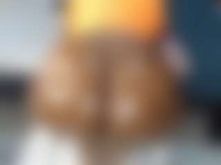 lynvee's Live Sex Cam Show