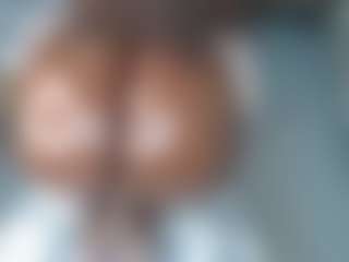 lynvee's Live Sex Cam Show