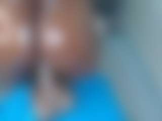 Live cam show with lynvee - Ride Torso on Dolls Live
