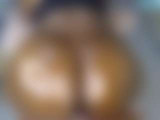 lynvee's Live Sex Cam Show