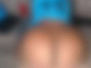 lynvee's Live Sex Cam Show