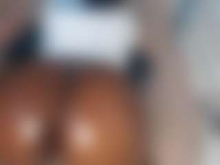 lynvee's Live Sex Cam Show
