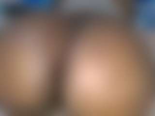Live cam show with lynvee - Ebony on Camsoda Late Night | united states