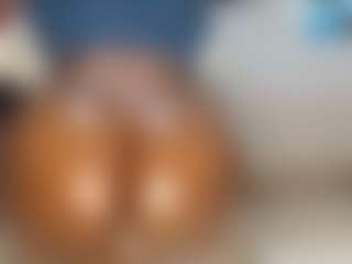 Live cam show with lynvee - Foot Fetish on Dare Cams