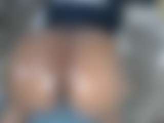 lynvee's Live Sex Cam Show