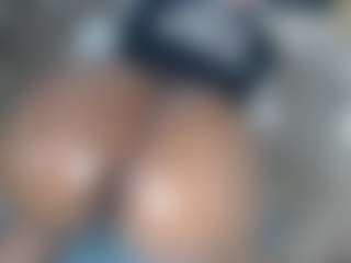 lynvee's Live Sex Cam Show
