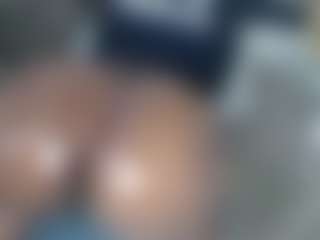 lynvee's Live Sex Cam Show