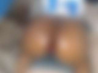 lynvee's Live Sex Cam Show