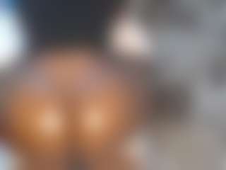 Live cam show with lynvee - Butt Plug on Camsoda