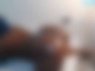Live cam show with lynvee - Shower on CSO-WL