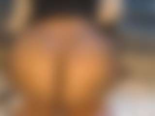 Live cam show with lynvee - Ride Torso on Camsoda