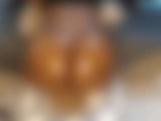 Live cam show with lynvee - Butt Plug on SpankPalCams