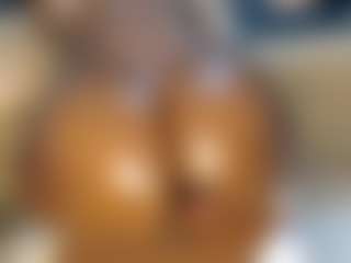 Live cam show with lynvee - Ride Torso on hrnylive.com