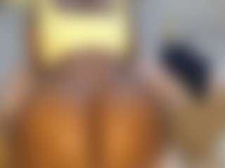 Live cam show with lynvee - Toys on TastyBlacksLive