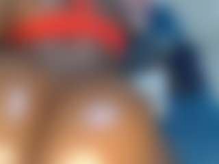 lynvee's Live Sex Cam Show