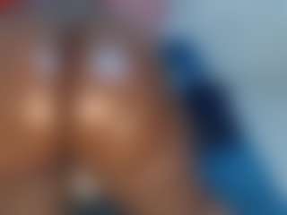lynvee's Live Sex Cam Show