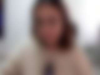 Dulce Maria MILF webcam performer live streaming