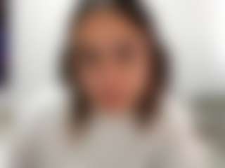 Dulce Maria MILF webcam performer live streaming