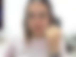 Dulce Maria MILF webcam performer live streaming
