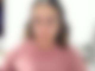 Live cam show with Dulce Maria - Spy MILF on LiveSexCams6
