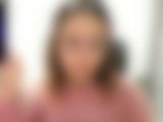 Dulce Maria MILF webcam performer live streaming