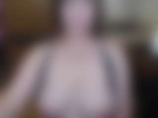 Live cam show with sweetpeash - Domination on TottyGirls